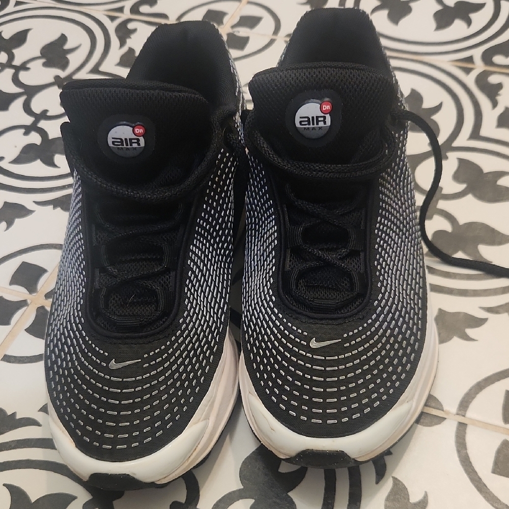 Nike Womens Air Black and White Sneakers